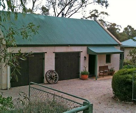 St Helen'S Cottages Clare Extérieur photo