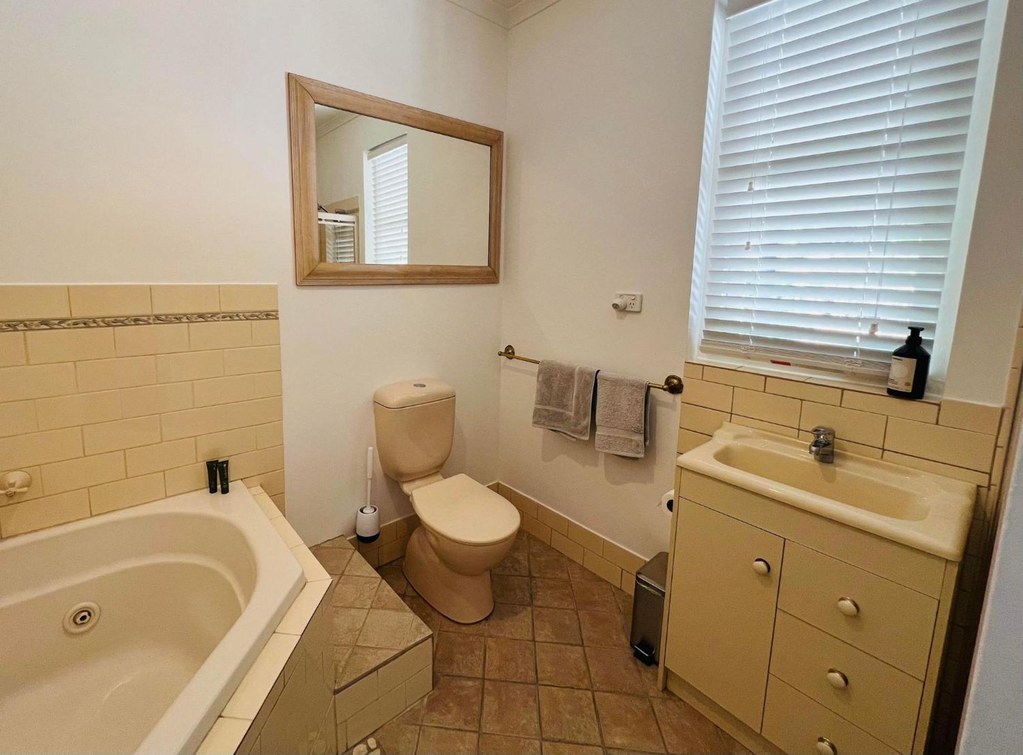 St Helen'S Cottages Clare Extérieur photo